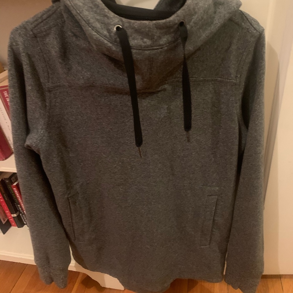 Lululemon Pullover Hoodie (LIKE NEW/NBW)